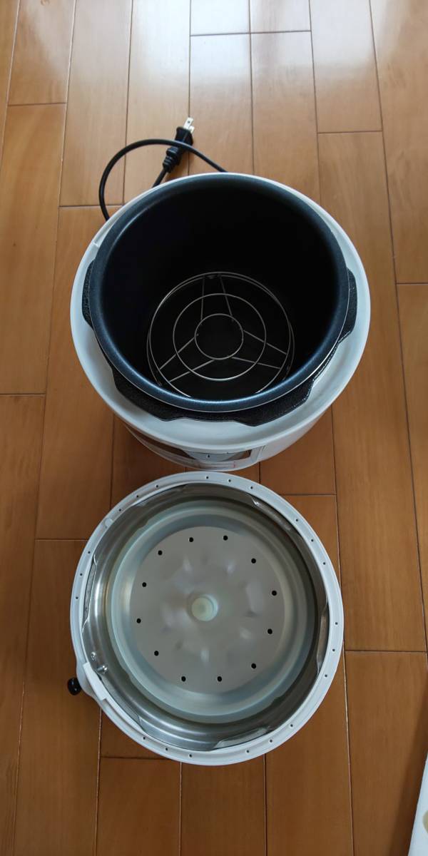siroca 電気圧力鍋 SP-D131 ホワイト 【公式通販】