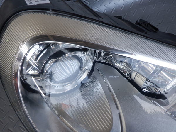 ポルシェ純正 957 9PA カイエン 右ハンドル HID キセノン ヘッドライト