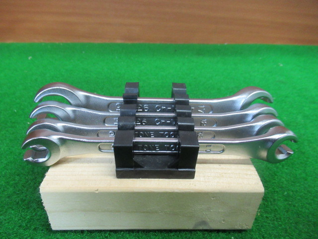  TONE トネ M26 フレアナットレンチセット 4本セット 品 展示品 成田店 r755(コンビネーションレンチ)｜売買されたオークション情報、yahooの商品情報をアーカイブ公開 - オークファン コンビネーションレンチ