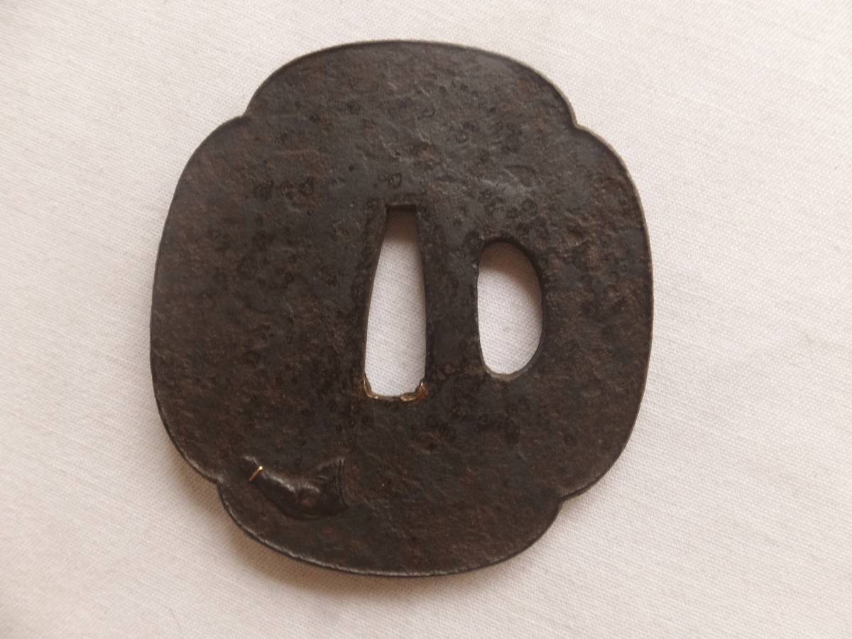 刀装具 鉄地 13214刀装具 鉄鍔 鍔（初品・買取品 彫金 滝