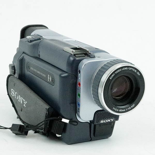 ジャンク SONY ソニー デジタルビデオカメラ DCR-TRV240