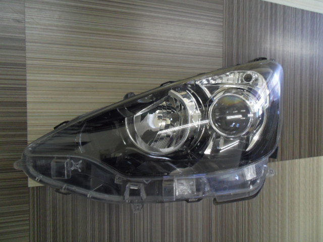 ☆トヨタ アクア NHP10 左ヘッドライト LED ☆ KOITO 52-247 ,☆トヨタ