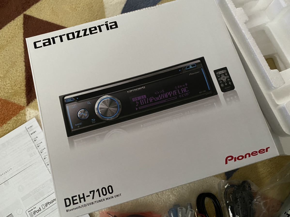 【赤字超特価，定番】 カロッツェリア carrozzeria DEH-7100 CD Bluetooth USB iPod AUX AMラジオ FMラジオ カーオーディオ 12V(カロッツェリア)｜売買されたオークション情報、yahooの商品情報をアーカイブ公開 - オークファン カロッツェリア