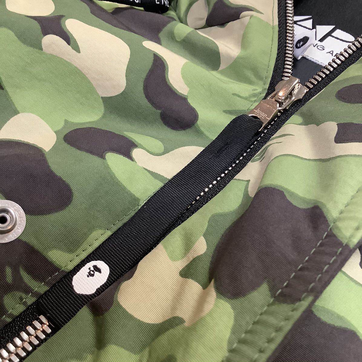 A BATHING APE アベイシングエイプ BAPE サル迷彩 ダウンジャケット