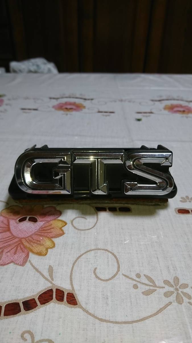 ☆希少☆日産R31スカイラインGTS フロントグリルエンブレム ☆GTS-R 旧