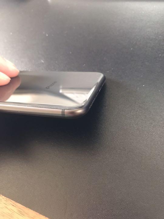 【美品・SIMフリー】iphone8 64GB バッテリー100％_5