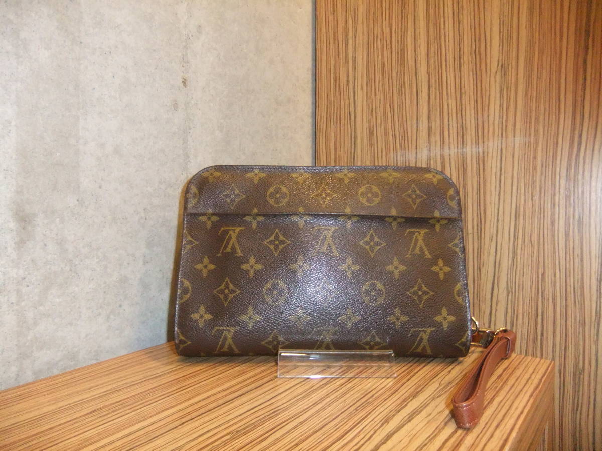 超美品☆希少☆ヴィトン【タイガ】ケース【セルゲイ】☆オシャレ☆C29