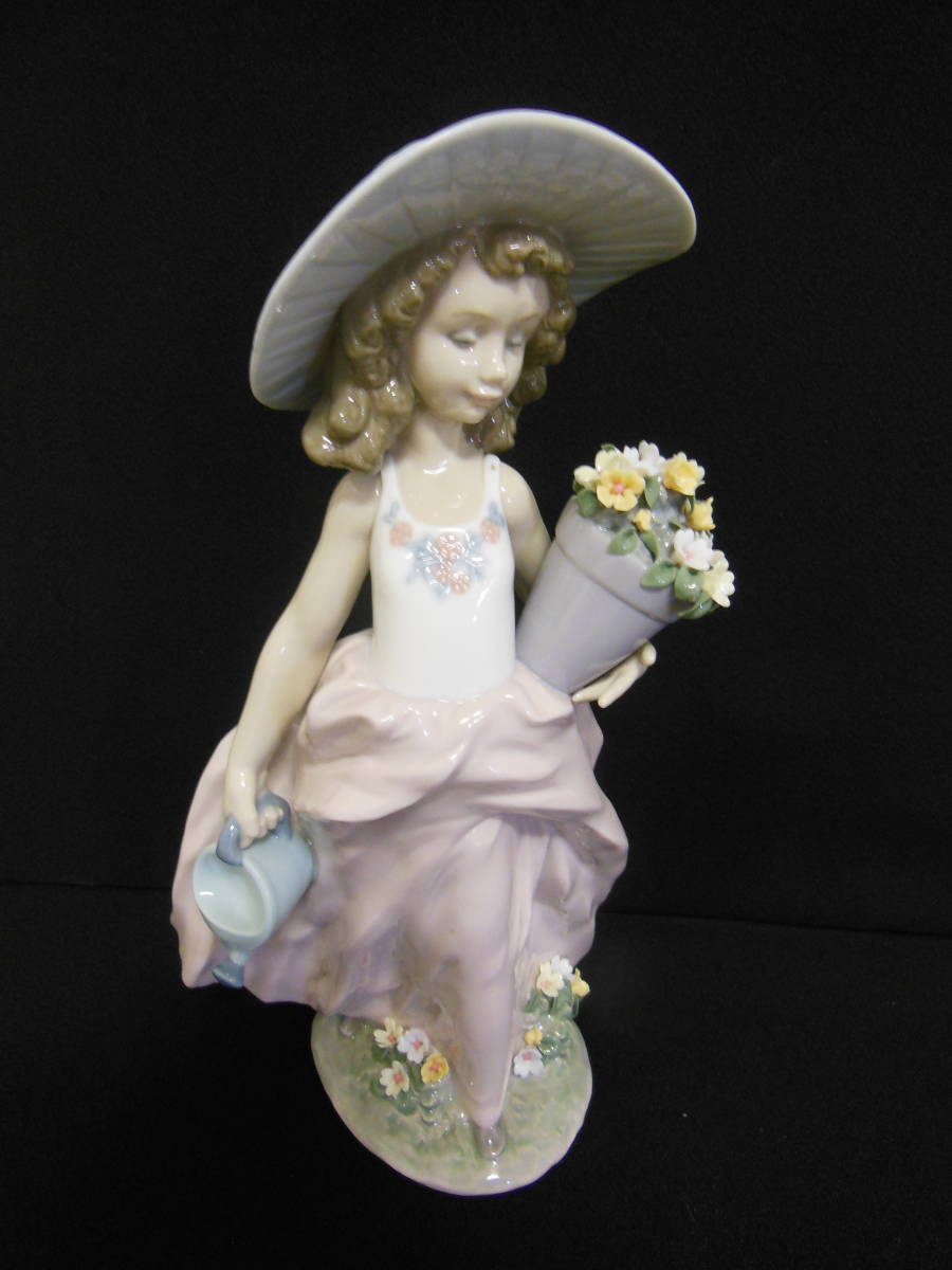 リヤドロ　No.7676 夢がかなって　★限定品★廃盤★美品★ 〇正規品 リヤドロ LLADRO フィギュリン【夢がかなって】《7676》 陶器