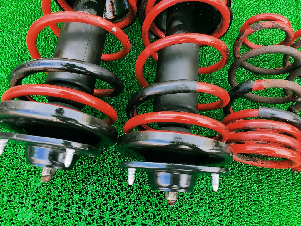 ステップワゴン RF3 RF5 RF7 RF4 RF6 RF8 激レア!! 良品!! rf3（サスペンション｜パーツ）：車用品<車 オプション （フルタップ式 車高調整キット FF専用 | リアキャンバー調整