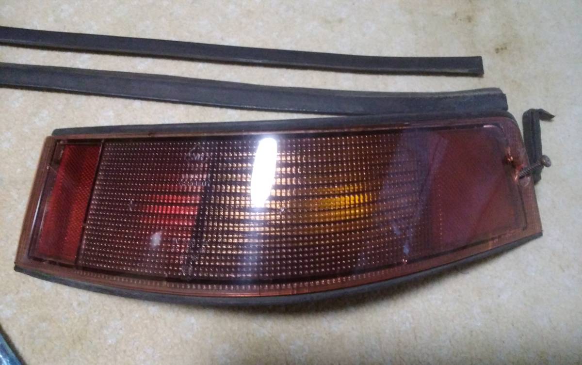ポルシェ964 テールランプ左右中古セット♪♪♪