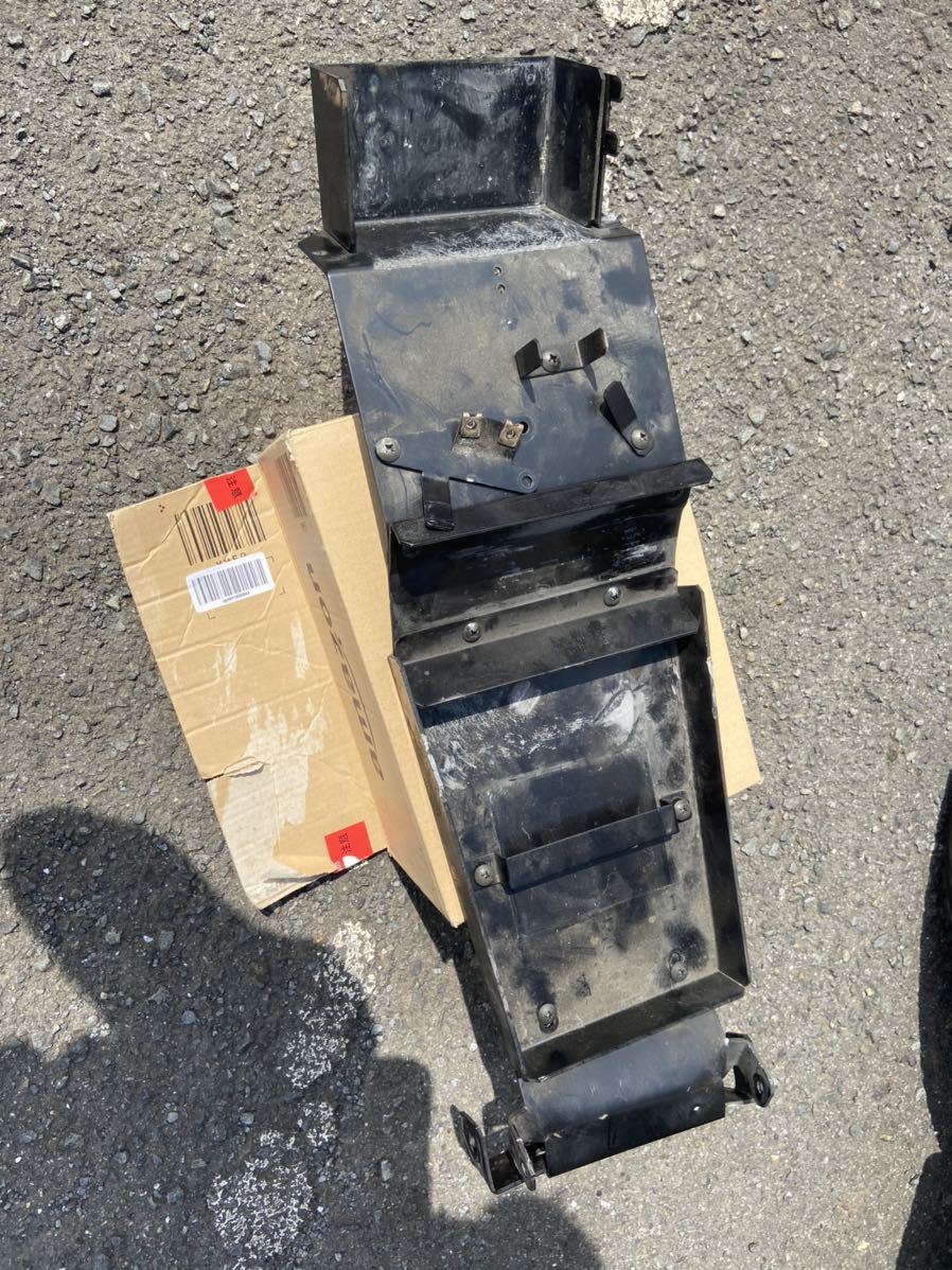 XJR1300 RP17J フェンダーレス　ベースに　金属製_3