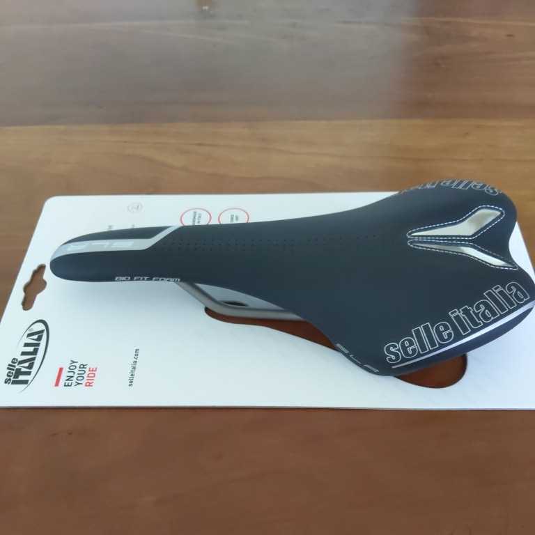 【新作登場，HOT】 Selle Italia セライタリア SLRサドル チタニウム(セライタリア)｜売買されたオークション情報、yahooの商品情報をアーカイブ公開 - オークファン セライタリア