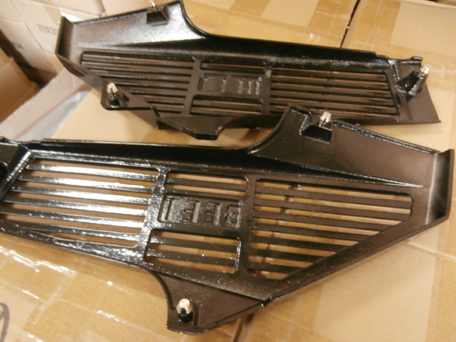 アルフィン 黒 CBR400F/③ NC17中古 アルミ/ サイドカバーBEET ビート