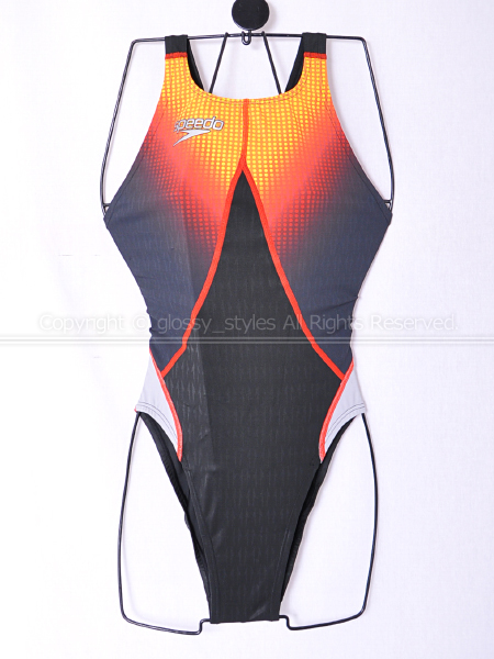 定番，人気 k1452-13 箱付 speedo スピード アクアブレードシグマスター ハイカット競泳水着 83OD-70296 ブラック&times;レッド O(ワンピース)｜売買されたオークション情報、yahooの商品情報をアーカイブ公開 - 女性用