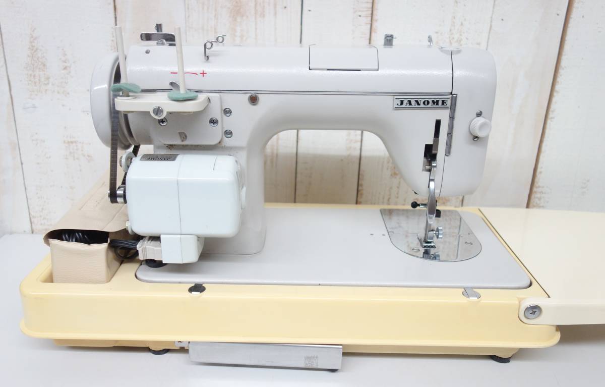 昭和レトロ RETRO ＊JANOME ジャノメミシン ＊MODEL 672 ＊電動足踏み