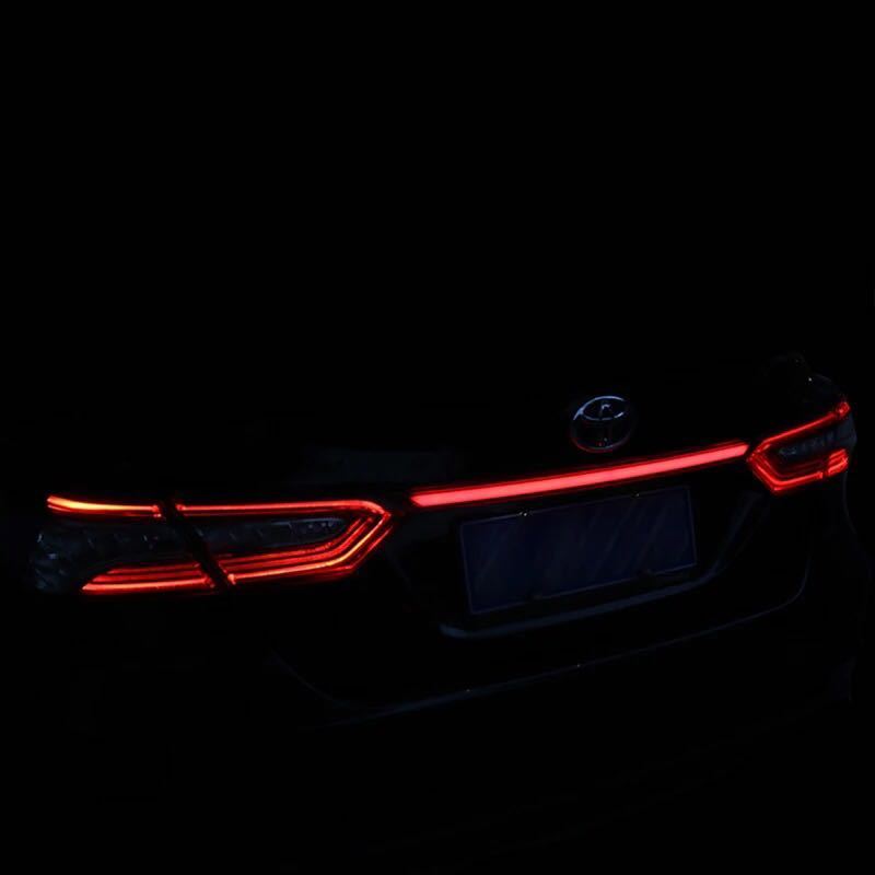 即納◎新品◎トヨタ カムリ 70系 中央 LED 流れる テールランプ 新型