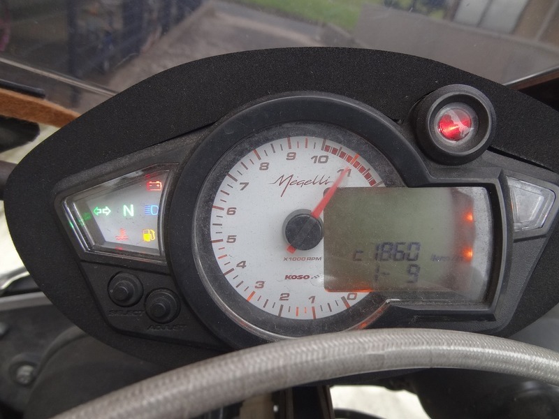 200619】メガリ 250R□ スピードメーター タコメーター インジケーター