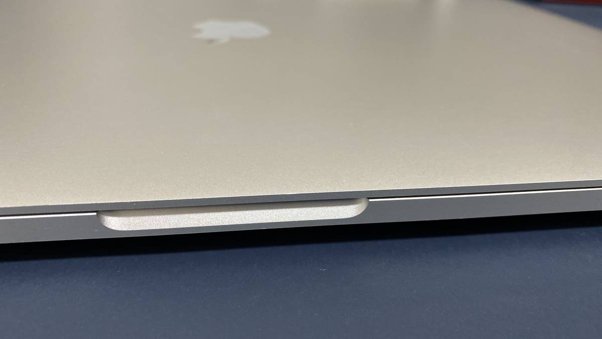 Apple MacBook Pro 2016 モデル シルバー Core i7 2.9GHz/15インチ