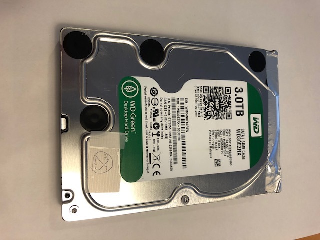 25 WESTERN DIGITAL WD30EZRX-00D8PB0 3000GB（3TB） 3.5 SATA HDD