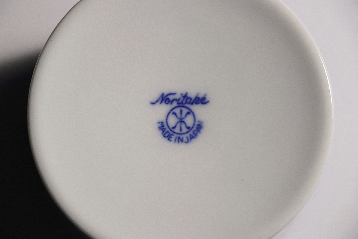 オールドノリタケの美しい陶磁器、Howo（鳳凰）のデミタスカップ 鳳凰