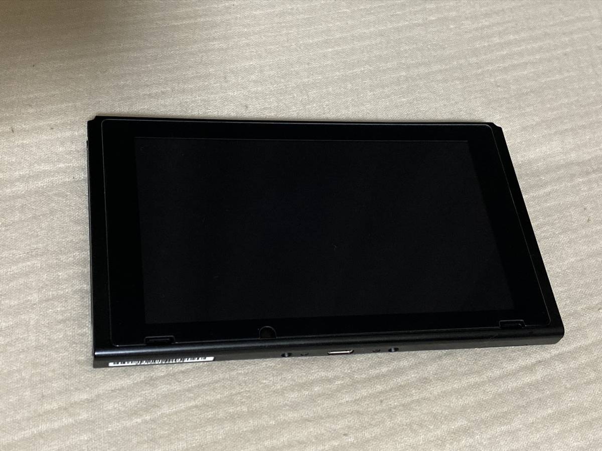 中古・送料無料】ニンテンドースイッチ本体 のみ Nintendo Switch 本体