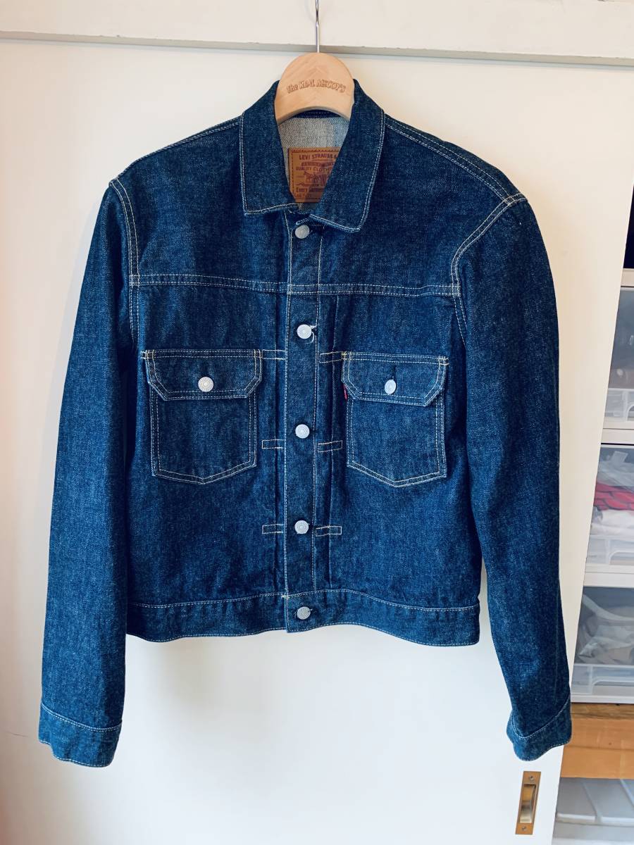 極美品】LEVI