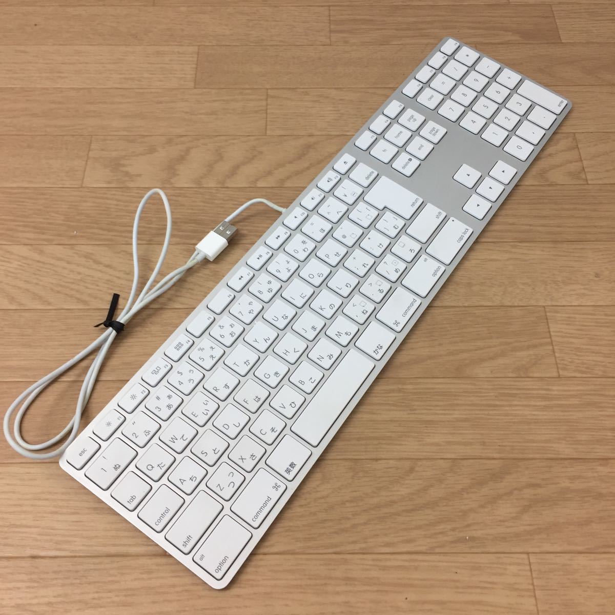 入荷量 ☆Apple/アップル□A1243 USBキーボード□テンキー付《DT08C