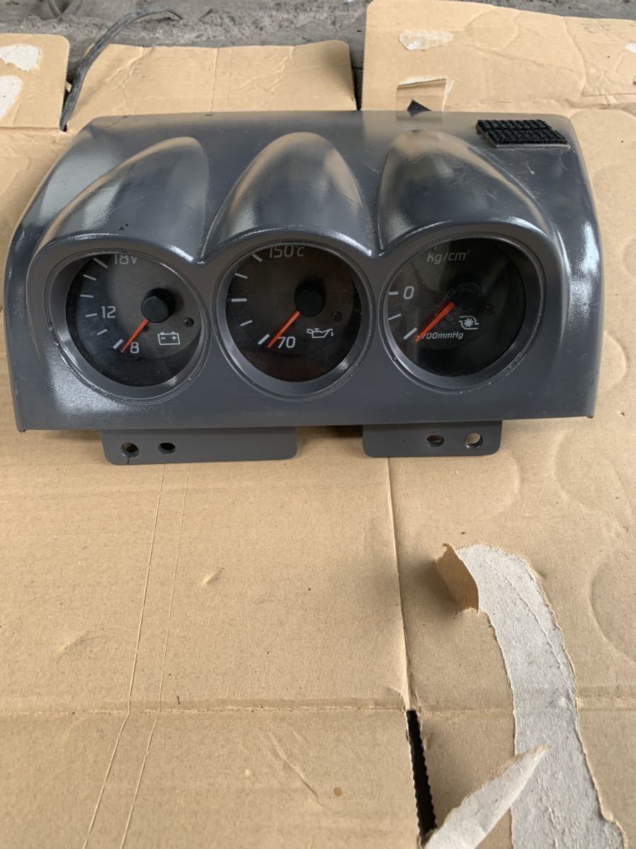 スカイライン ER34 3連メーターの中古品・新品・未 ターボ 3連メーター 