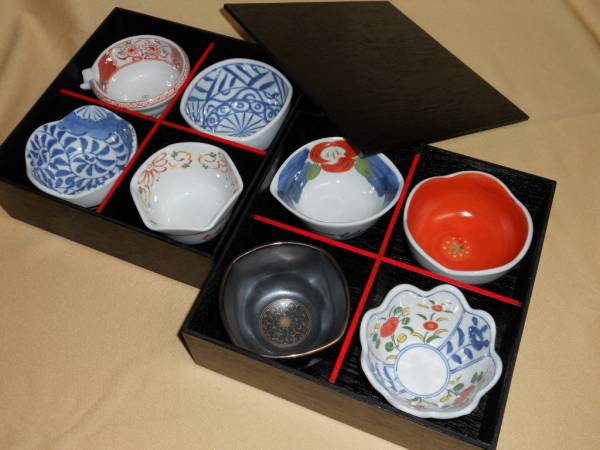 定番，高品質 型変り八客小鉢 木製二段松花堂弁当箱入り 波佐見焼(その他)｜売買されたオークション情報、yahooの商品情報をアーカイブ公開 - オークファン その他