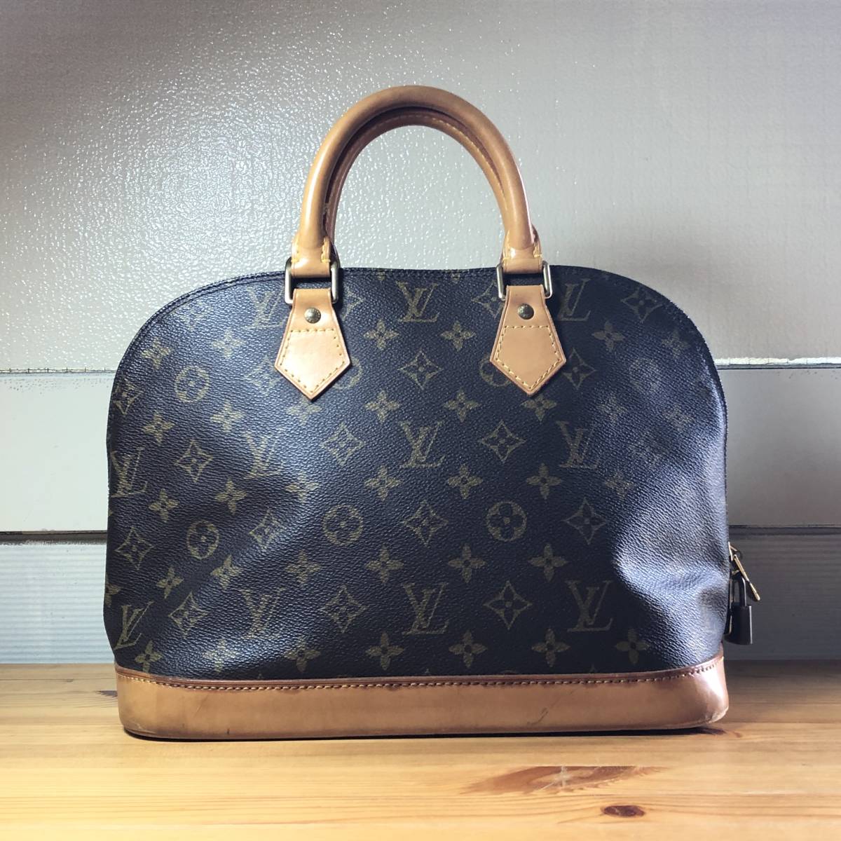モノグラム アルマ M51130 LOUIS VUITTON ルイヴィトン ハンドバッグ 