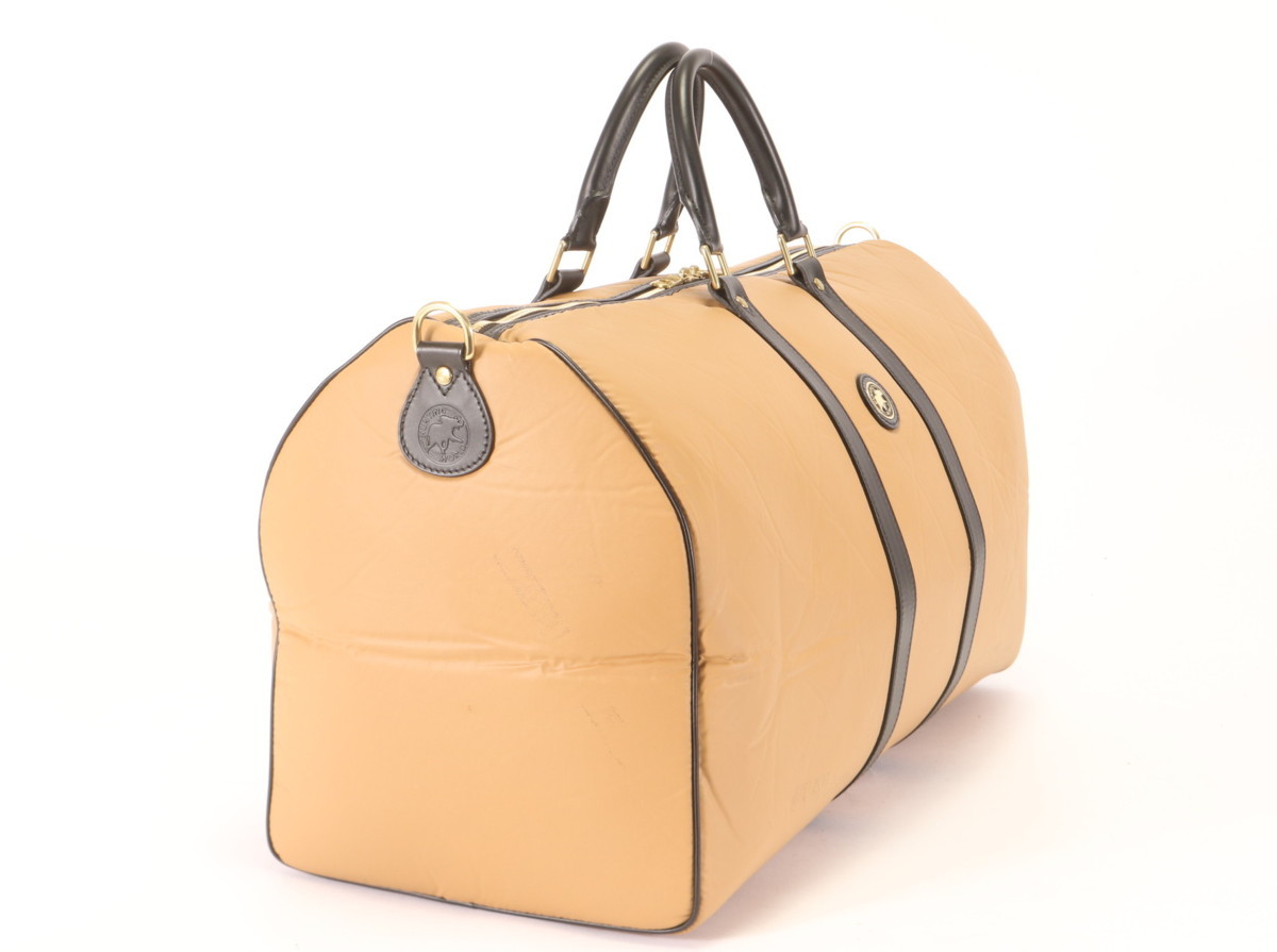 1円□美品□定価147，040円□ハンティングワールド□バチューサーパス