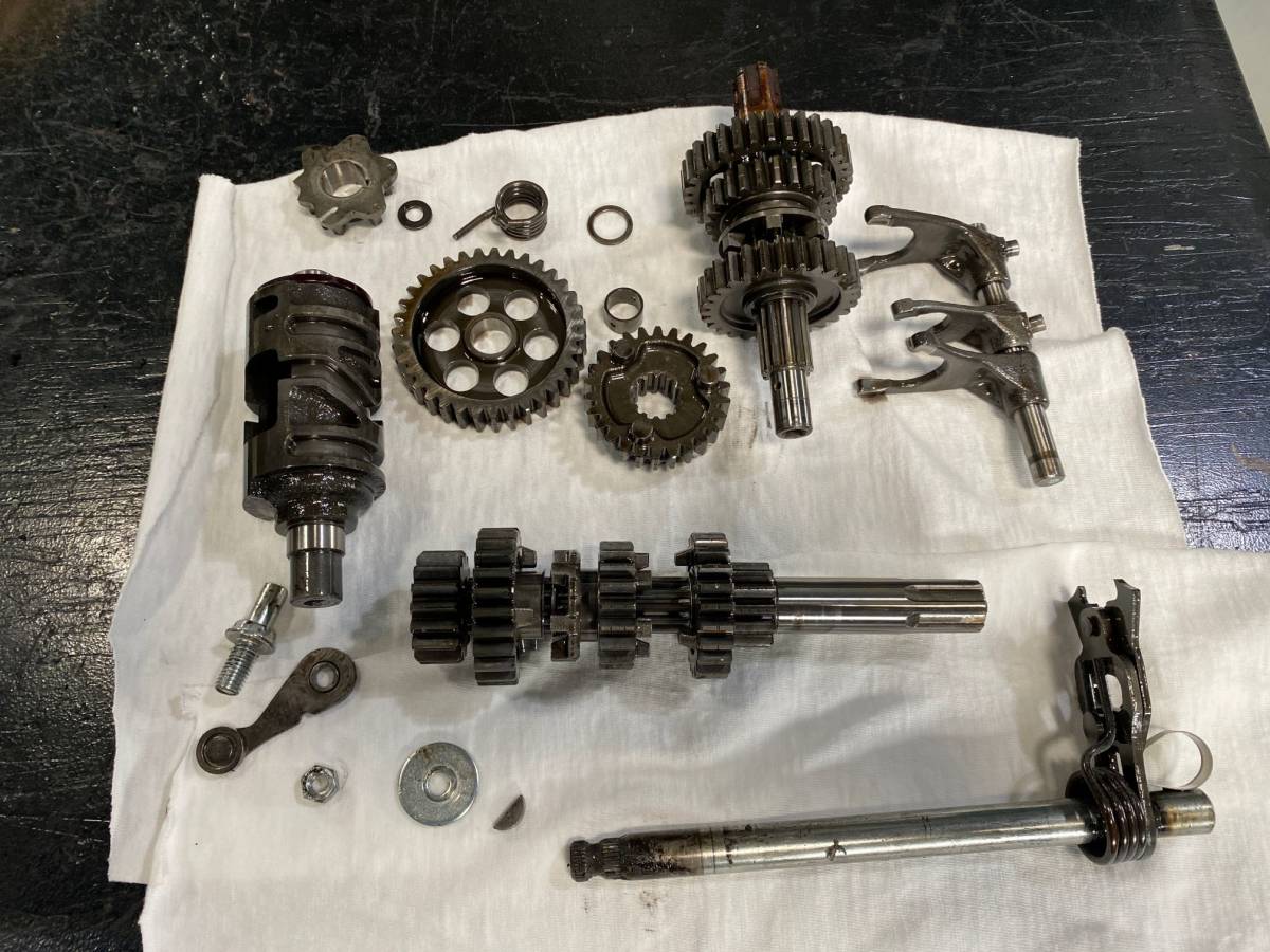 安い，本物保証 カワサキ KLX125 純正 ミッション ギア ドラムなどのＳＥＴ 補修などに 検索 Dトラッカー125(カワサキ用)｜売買されたオークション情報、yahooの商品情報をアーカイブ公開 - オークファン カワサキ用
