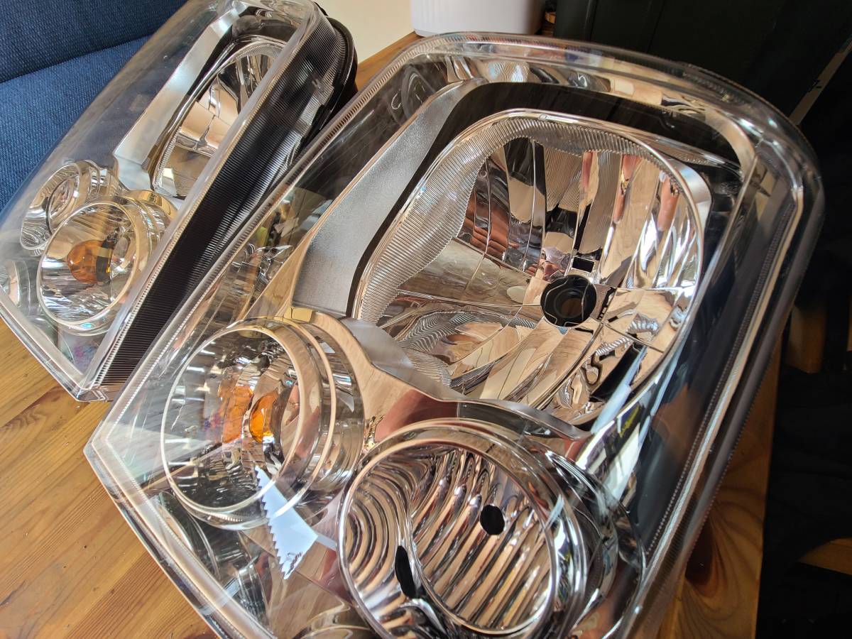 DA64W ヘッドライト 左右 エブリィワゴン スズキ HID エブリィ 純正 