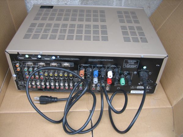 アンプ AV CENTER TX-SA604 オンキヨー、7.1ch AVセンターの新モデル