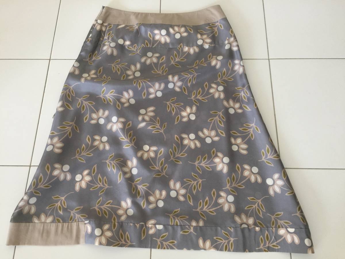  新品121.000円［MISAKI］CIVIDINI・チヴィデーニ・MADE IN ITLY★silkスカート9~11FLOWER