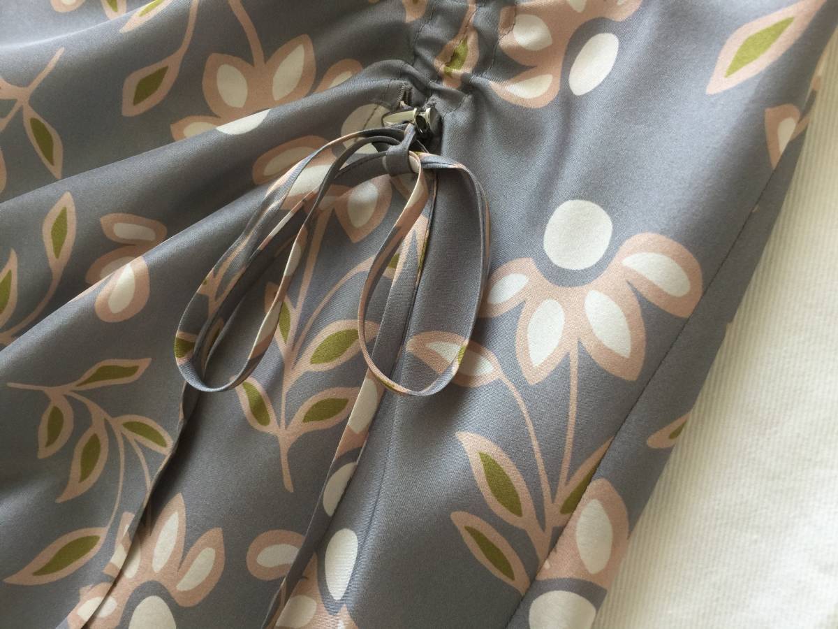  新品121.000円［MISAKI］CIVIDINI・チヴィデーニ・MADE IN ITLY★silkスカート9~11FLOWER