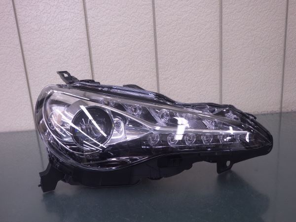 4069341 トヨタ86 ZN6 後期 右ライト LED KOITO 100-60345 0 4069341 トヨタ86 ZN6 後期 右ライト LED KOITO 100-60345 0