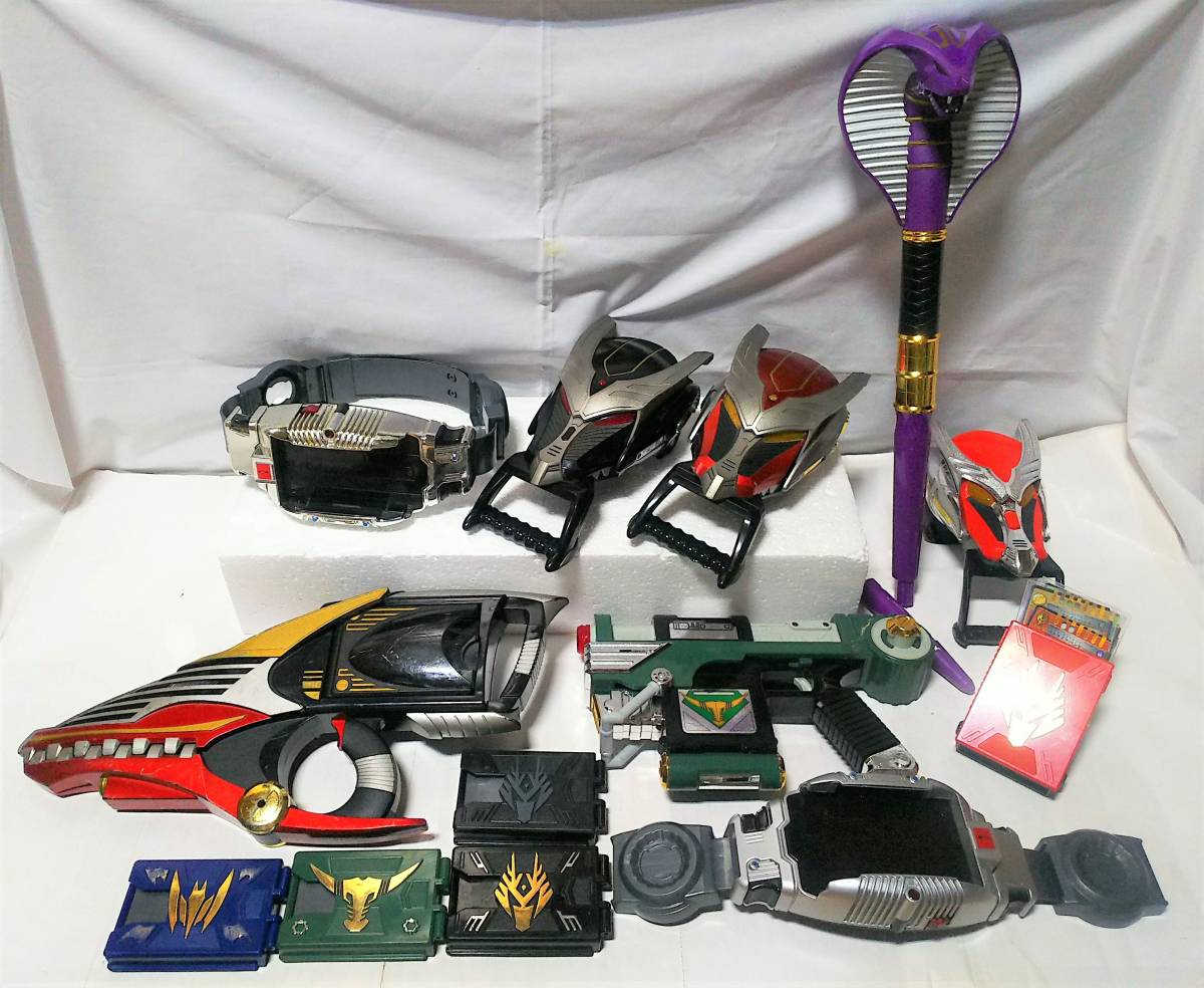 仮面ライダー龍騎 | Vバックル ブラックドラグバイザー ライダー変身