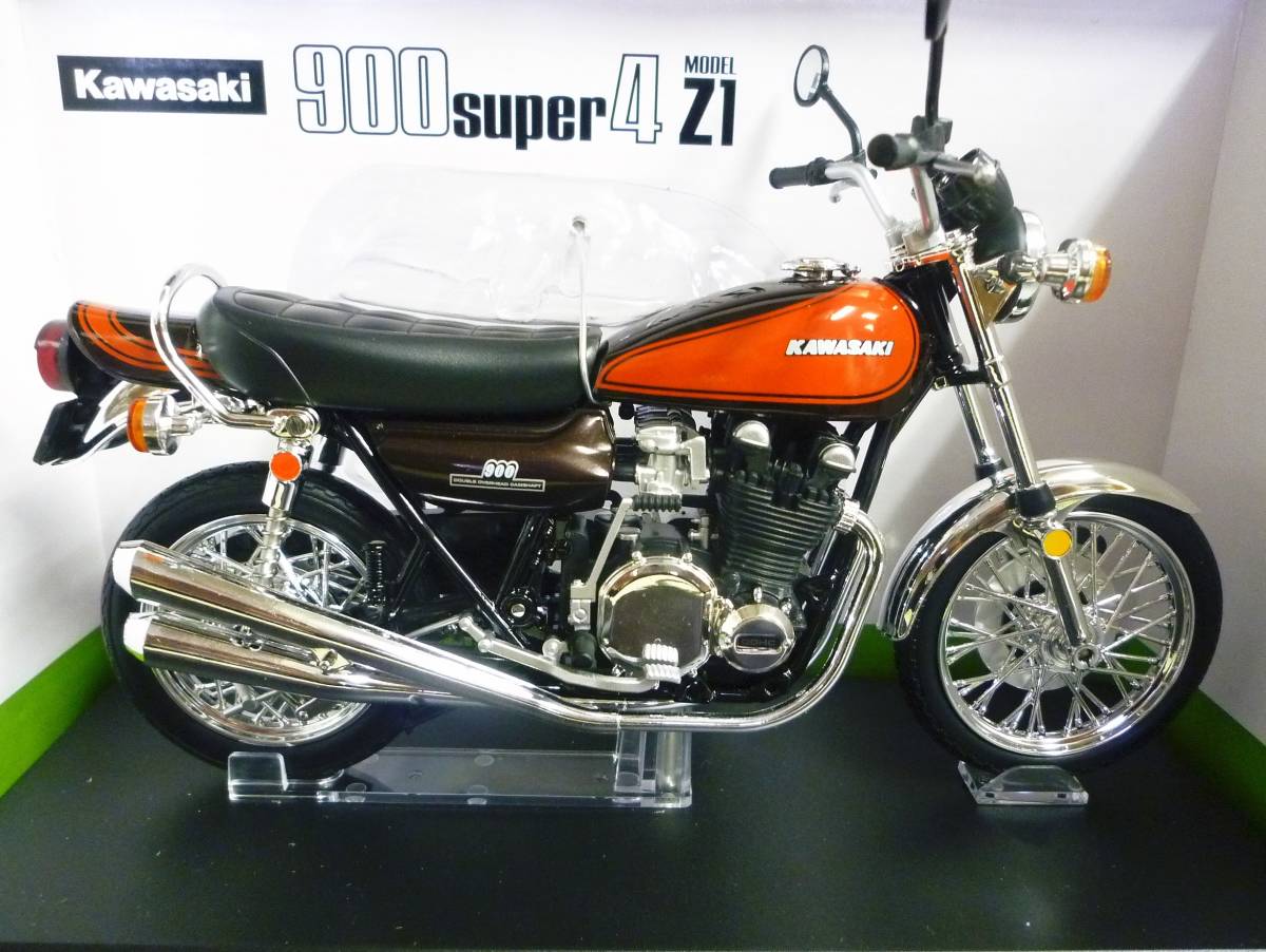 900Z1【限定販売品】1/12 カワサキ Z1 900 KAWASAKI スーパーフォー Z1
