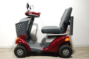 シニアカーのYahoo!オークション(旧ヤフオク!)の相場・価格を見る