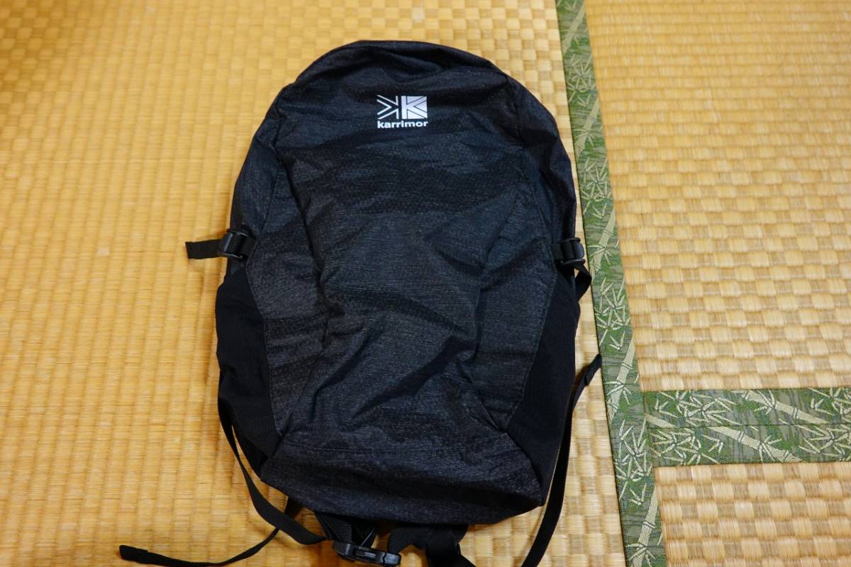 お買い得，安い 良品 カリマー mars panel load 18 ポケッタブルリュック 黒 karrimor マース パネルロード18(カリマー)｜売買されたオークション情報、yahooの商品情報をアーカイブ公開 - オークファン カリマー