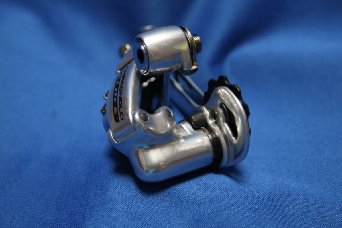 CAMPAGNOLO 10速 VELOCE ヴェローチェ シルバー リアディレイラー プライスダウン開始カンパニョーロ 10s RD11-VLSXS ショートケージ SS カンパニョーロ Campagnolo Veloce（カンパニョーロベローチェ）VELOCE ベローチェ リア