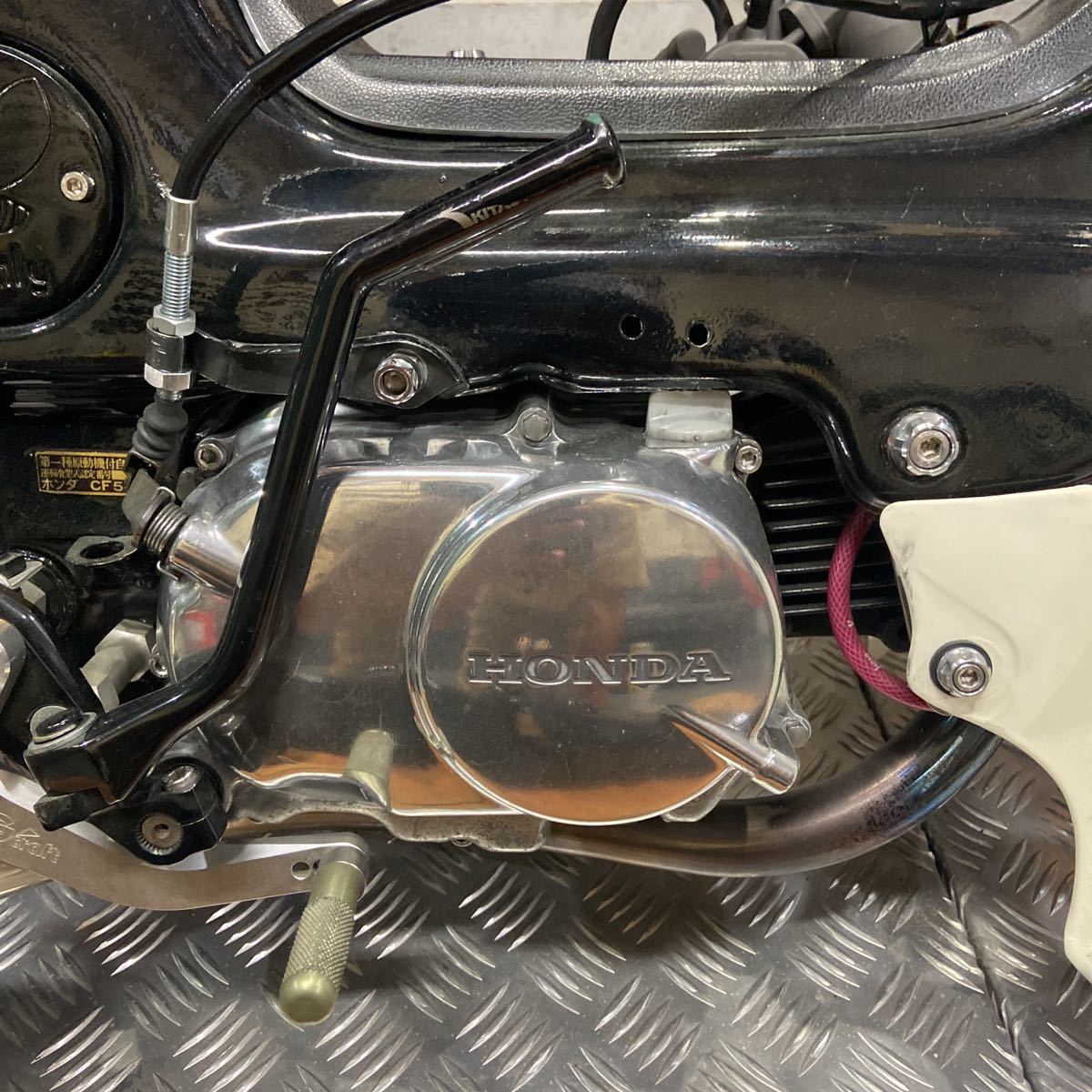 CD90 エンジン - 訂正 エンジン番号HA03E-1023809 でした。AB27 Z50J 