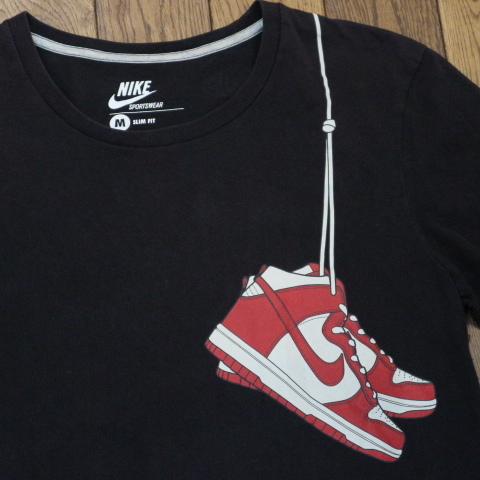 NIKE SPORTSWEAR DUNK 肩掛け スニーカー Tシャツ M ブラック ナイキ