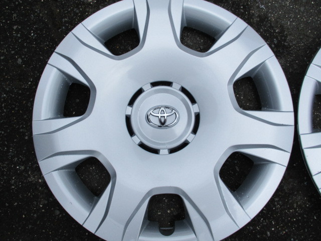 200系ハイエース 美品☆15インチ用☆200系ハイエース純正