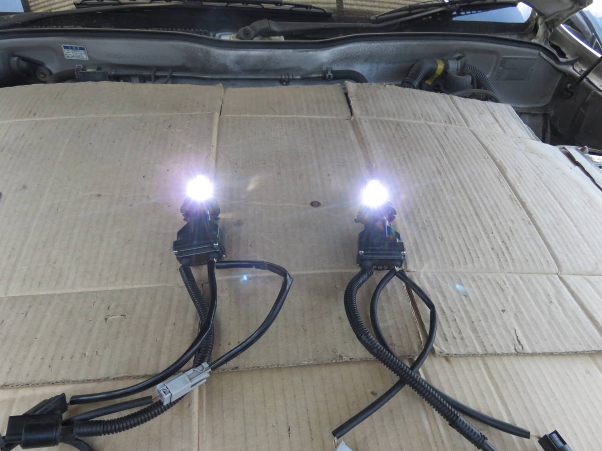 LEDより雪に強い スタンレー RAYBRIG HID H4可動式 SS6000 ハイロ-フルキット（品番DE82）中古軽車両のダイハツ スズキ 日産 マツダ 