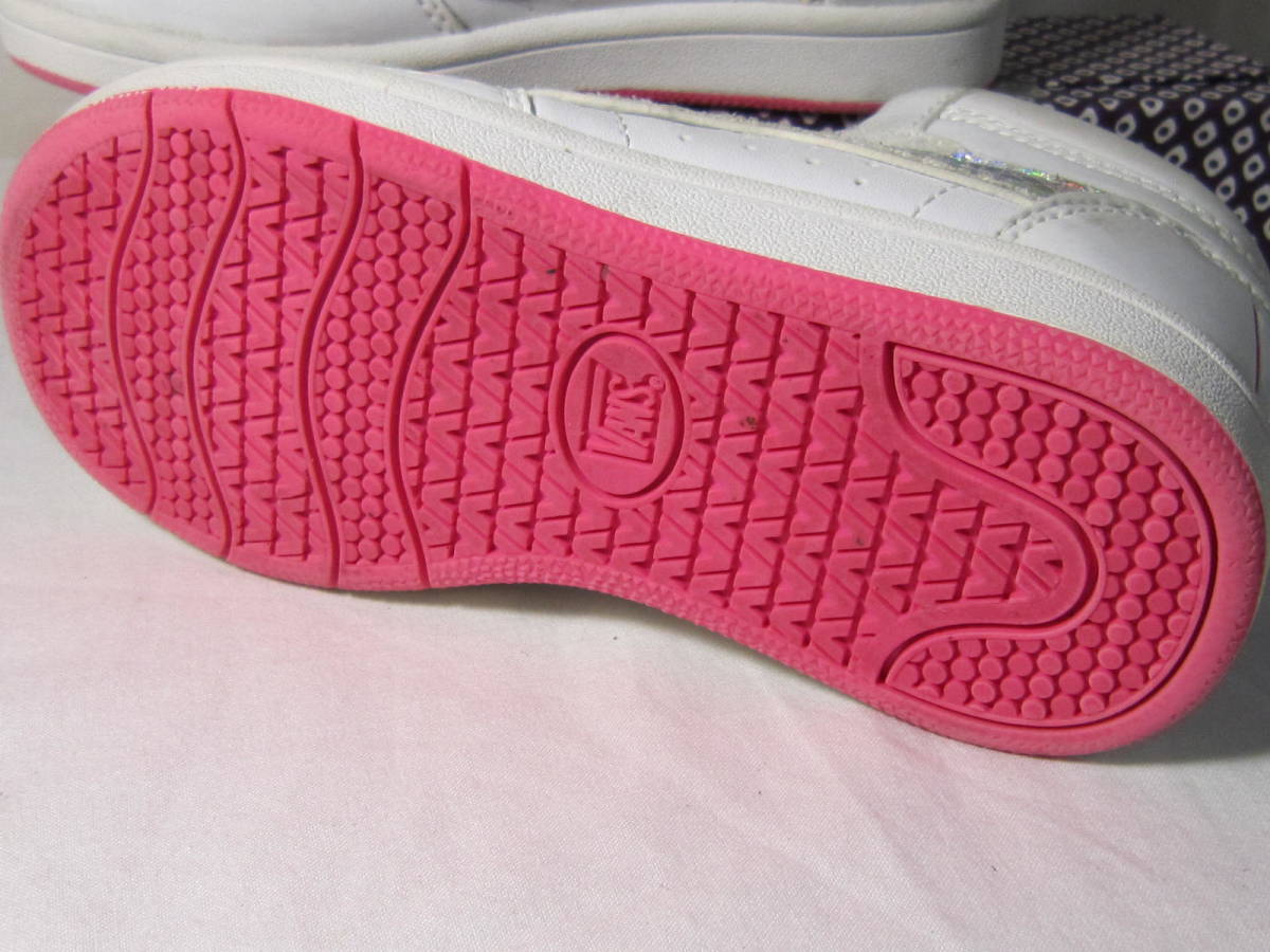 VANS バンズ お洒落な ハイカットスニーカー&ブーツ マジックテープ 白