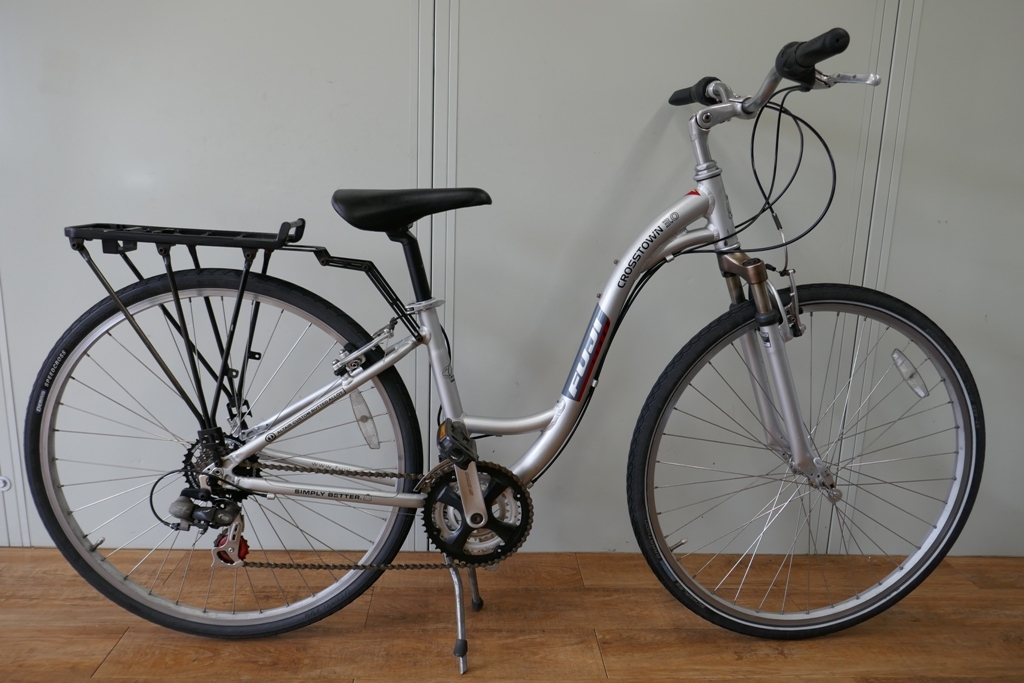  FUJI CROSSTOWN 3.0 700C クロスバイク アルミフレーム 21段ギア C-T:380mm(Sサイズ)｜売買されたオークション情報、yahooの商品情報をアーカイブ公開 - オークファン Sサイズ