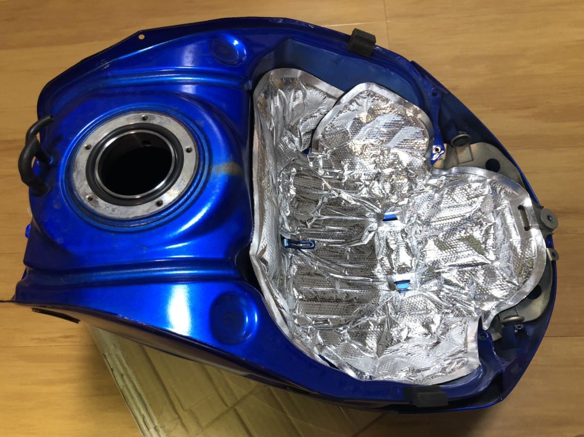 ☆　GSX-R1000 K7 K8 純正　タンク　ガソリン　GSX R1000 GSX-R1000 k7 ガソリンタンク k7 GSX-R1000 k8 の商品詳細 ガソリン