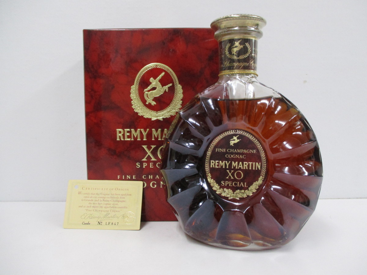  Ｋ3577 古酒 1000円 未開栓 箱付 REMY MARTIN XO SPECIAL レミーマルタン XO スペシャル 700mlコニャックブランデー(レミーマルタン)｜売買されたオークション情報、yahooの商品情報をアーカイブ公開 - コニャック